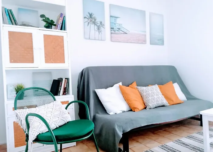 Apartman Lovely 500 M Walk To The